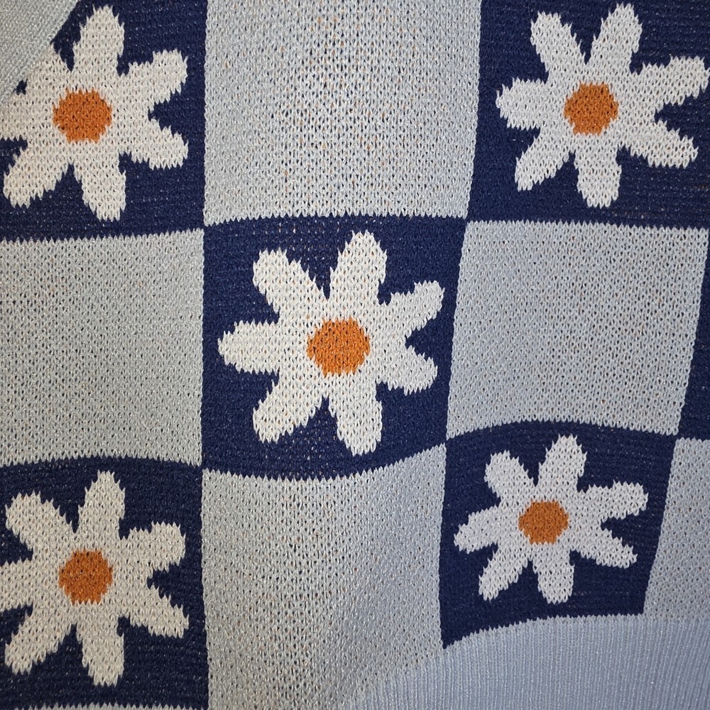 ZARA Women's Vest Size M Blue White Daisy Flower Cropped Knit - Picture 6 of 7